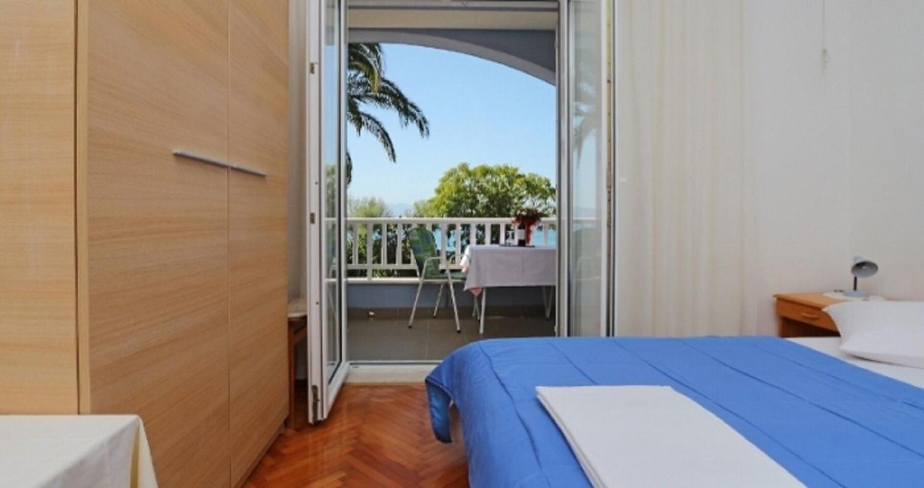 Apartments And Rooms Tomo 1 - At The Beach Zaostrog Exterior photo